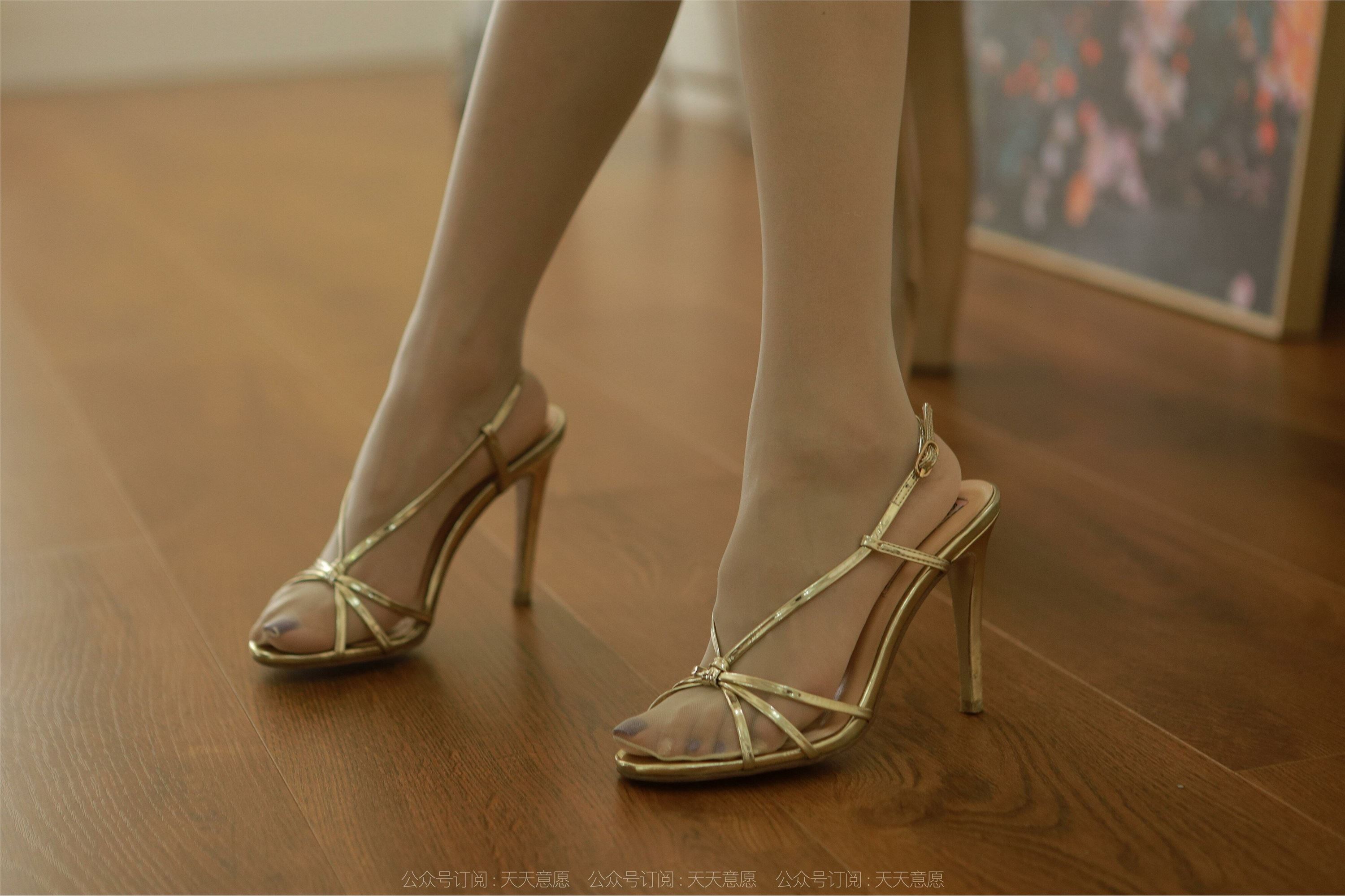 IESS异思趣向  2022.08.17 丝享家 1180：美子《偷吃禁果》